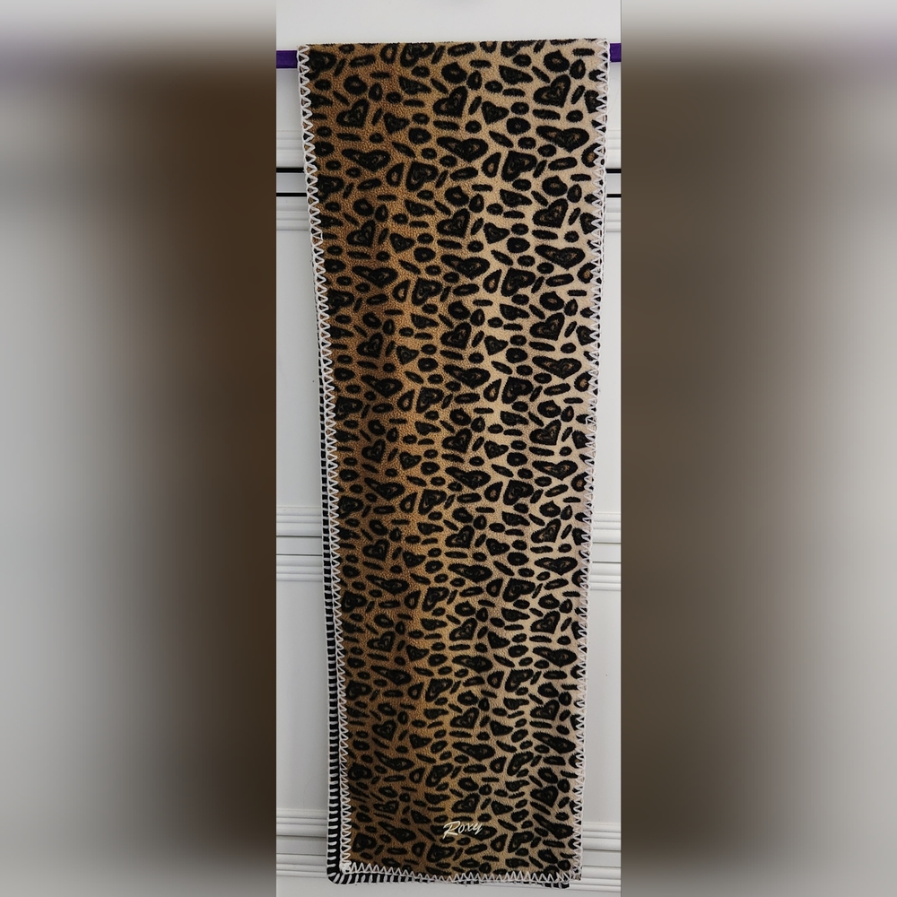 Roxy Leopard Reversible Scarf